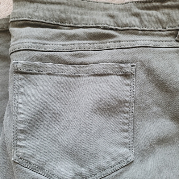 Gray Skinny Women's Pants - Size 34 - Picture 3 of 4
